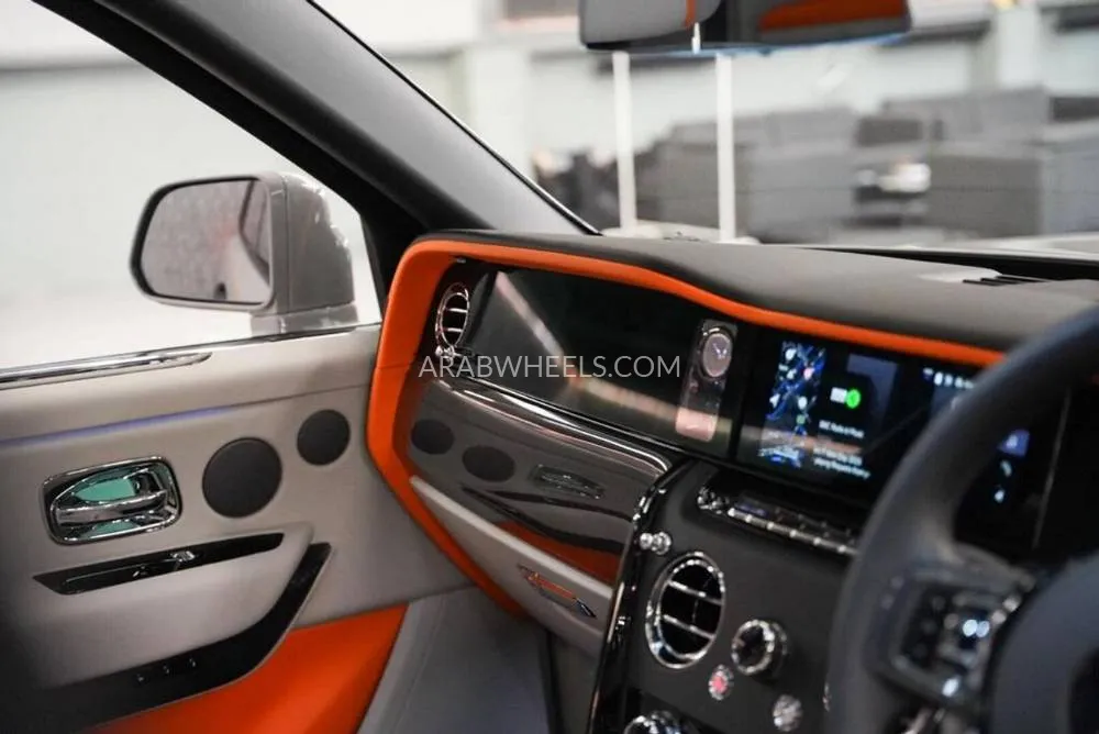 Rolls Royce Cullinan 2025 for Sale in Dubai Image-9