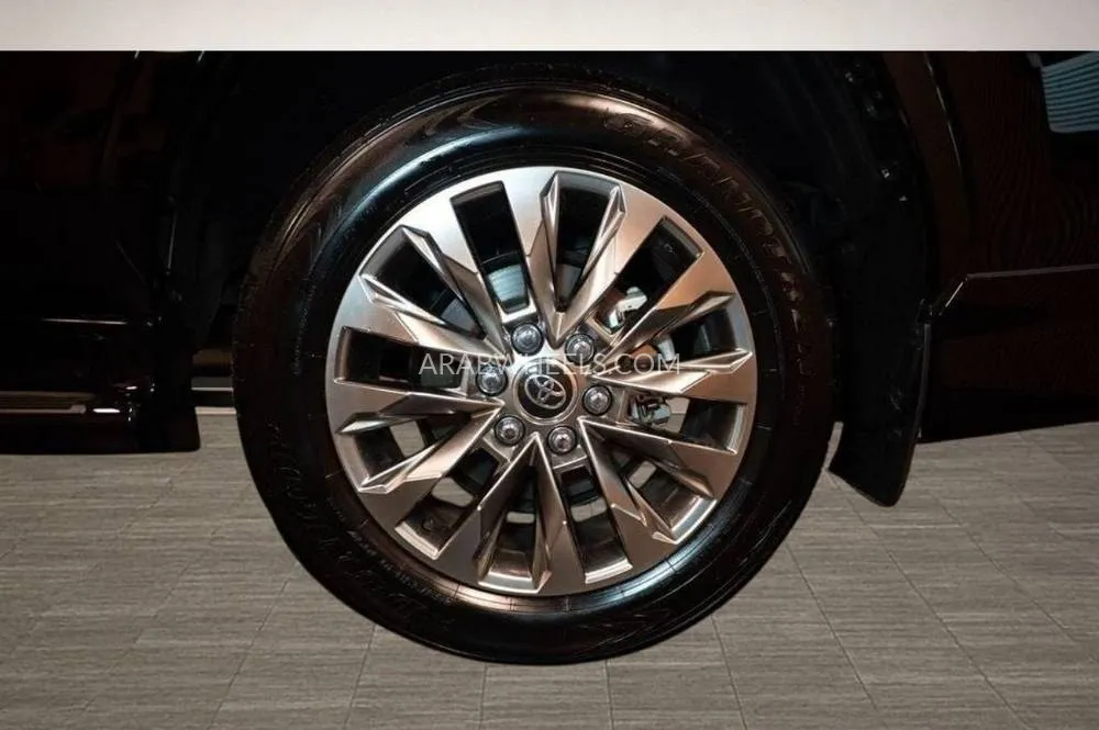 Toyota Land Cruiser 2024 for Sale in Dubai Image-16