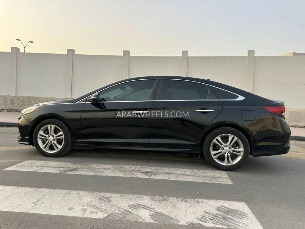 Hyundai Sonata 2018 for Sale in Sharjah Image-3