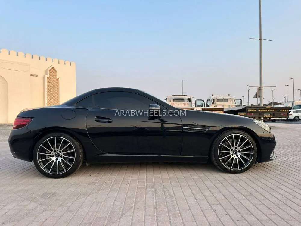 Mercedes Benz SLC Class 2018 for Sale in Sharjah Image-5