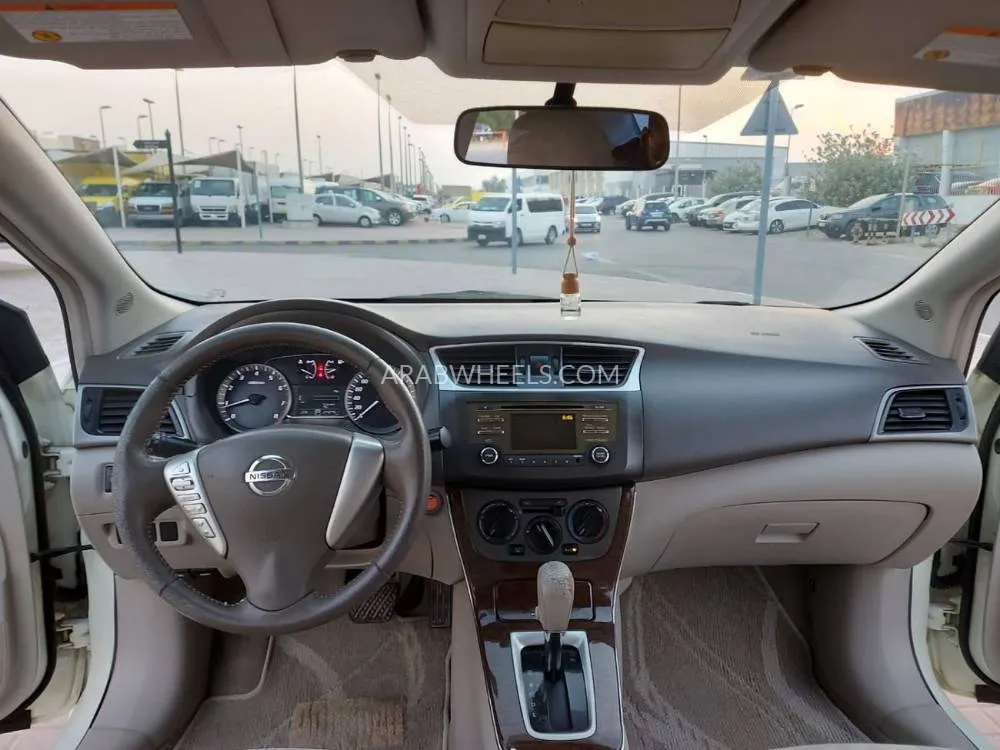 Nissan Sentra 2015 for Sale in Sharjah Image-10