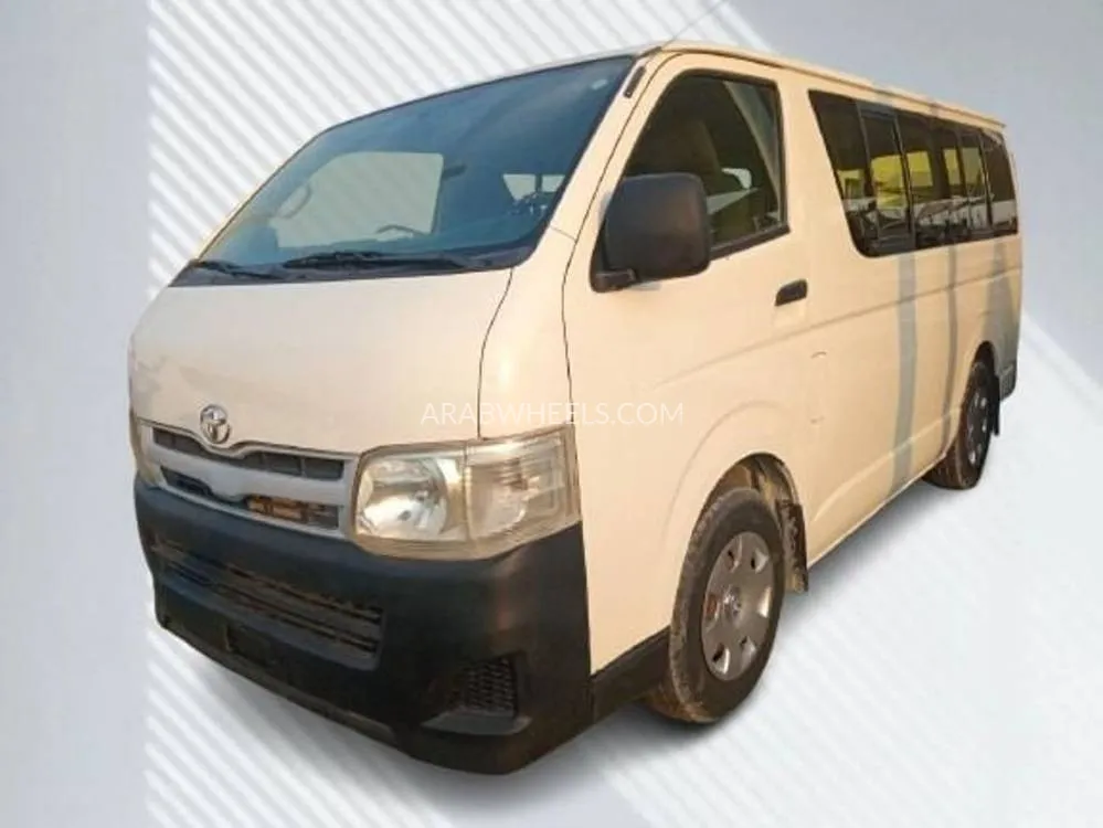 Toyota Hiace 2013 for Sale in Ajman Image-2