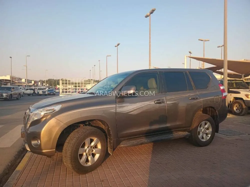 Toyota Land Cruiser Prado 2015 for Sale in Ajman Image-3