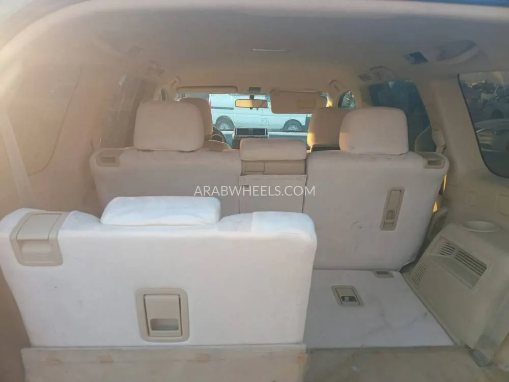 Toyota Land Cruiser Prado 2015 for Sale in Ajman Image-8