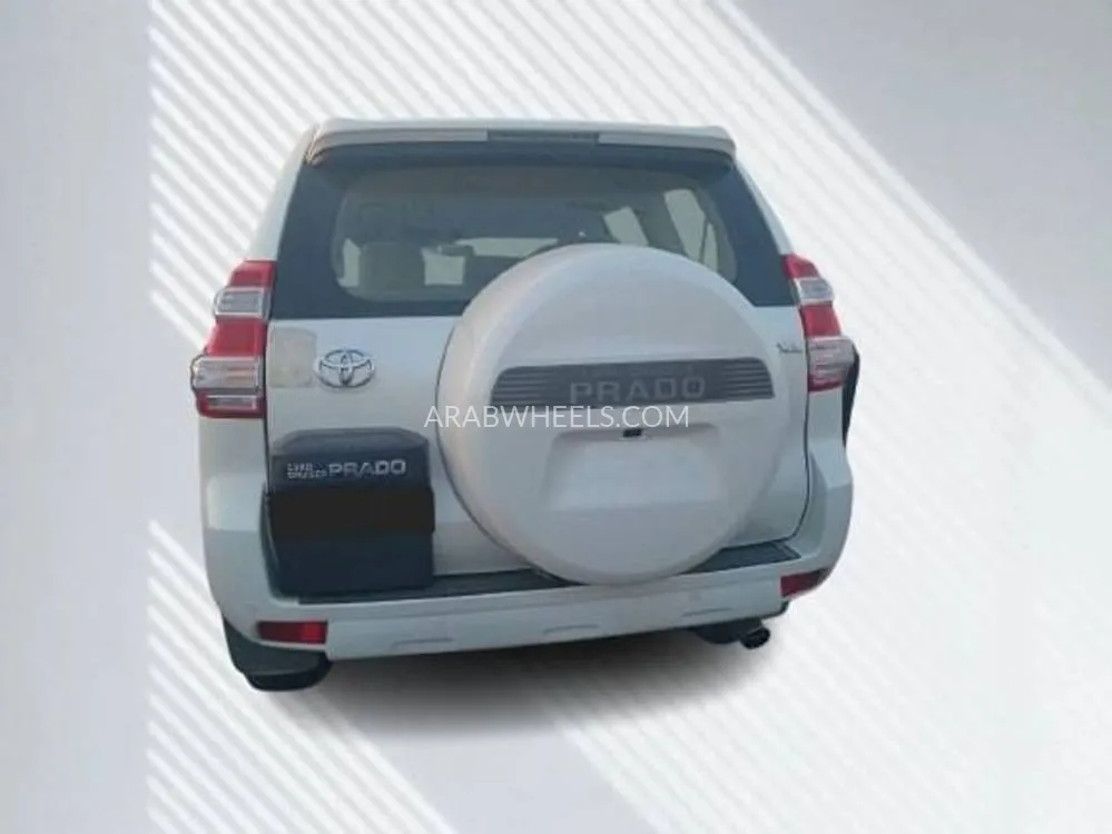 Toyota Land Cruiser Prado 2016 for Sale in Ajman Image-10
