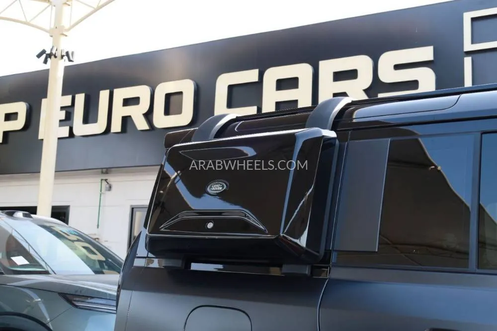 Land Rover Defender 2025 for Sale in Dubai Image-8