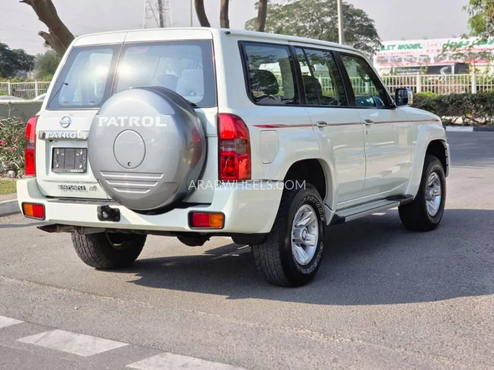 Nissan Patrol 2022 for Sale in Dubai Image-12