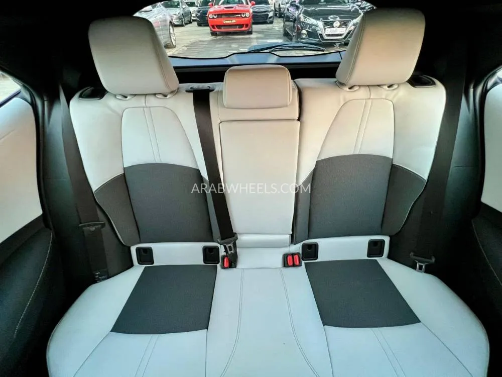 Toyota Corolla 2025 for Sale in Ajman Image-18