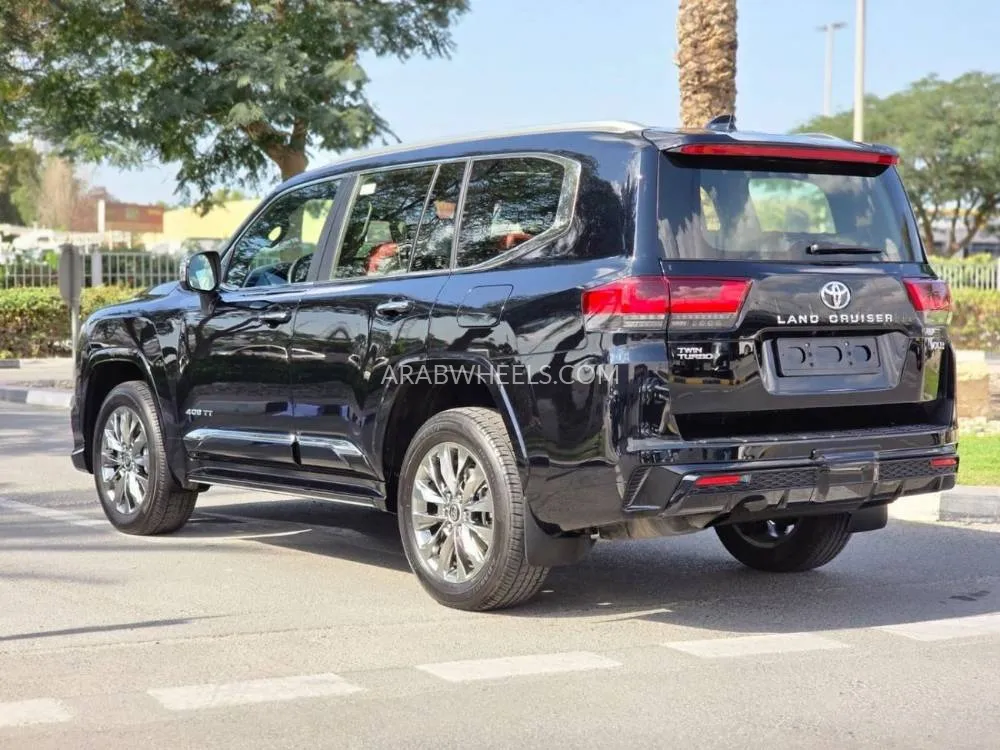 Toyota Land Cruiser 2025 for Sale in Dubai Image-7