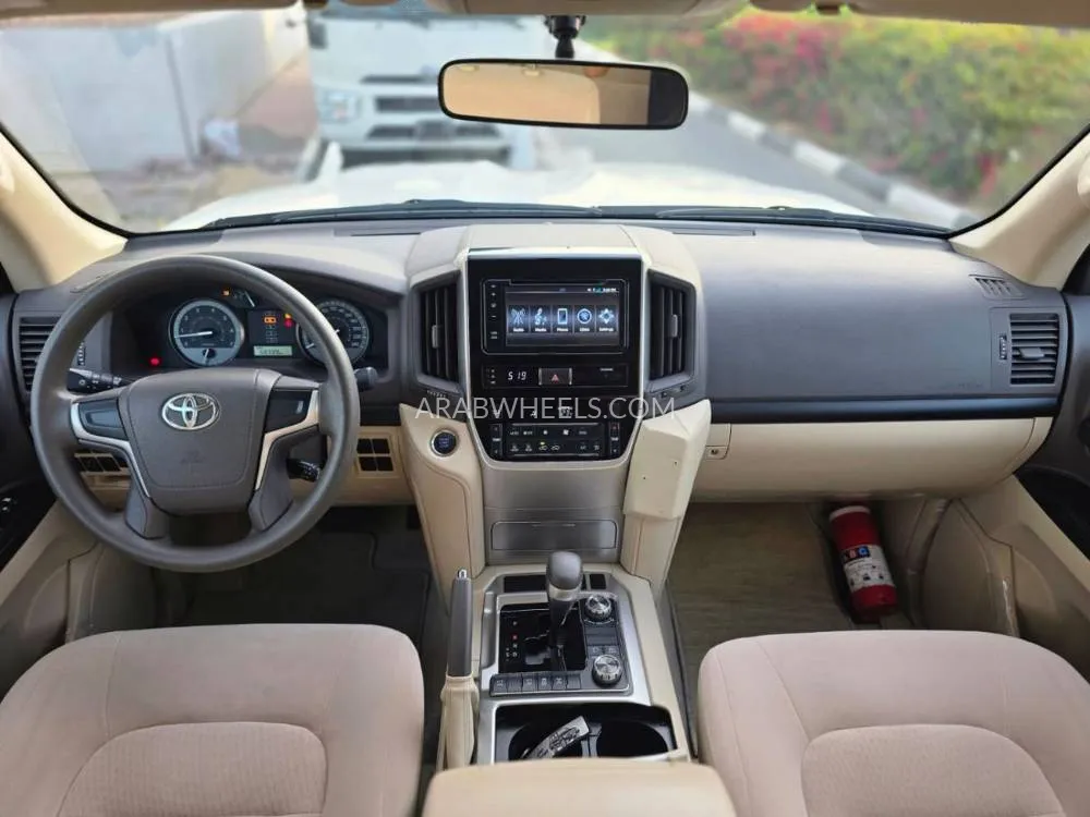 Toyota Land Cruiser 2021 for Sale in Dubai Image-10