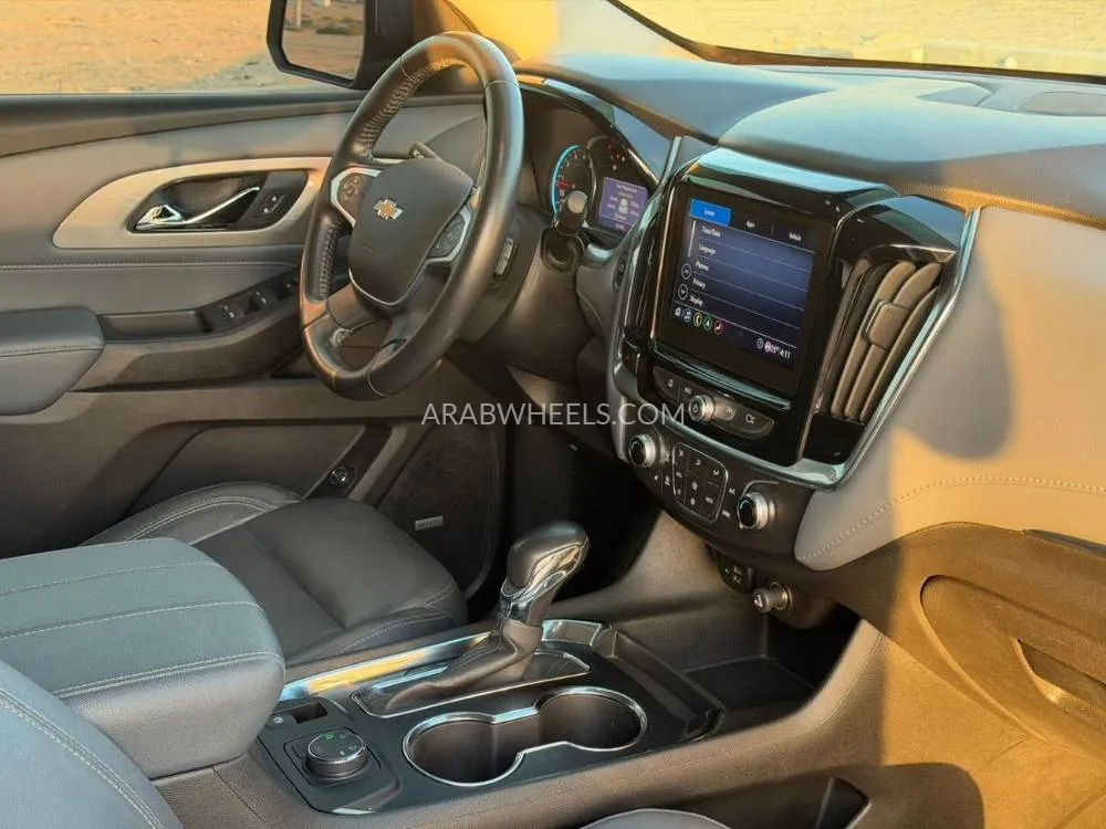 Chevrolet Traverse 2021 for Sale in Sharjah Image-8