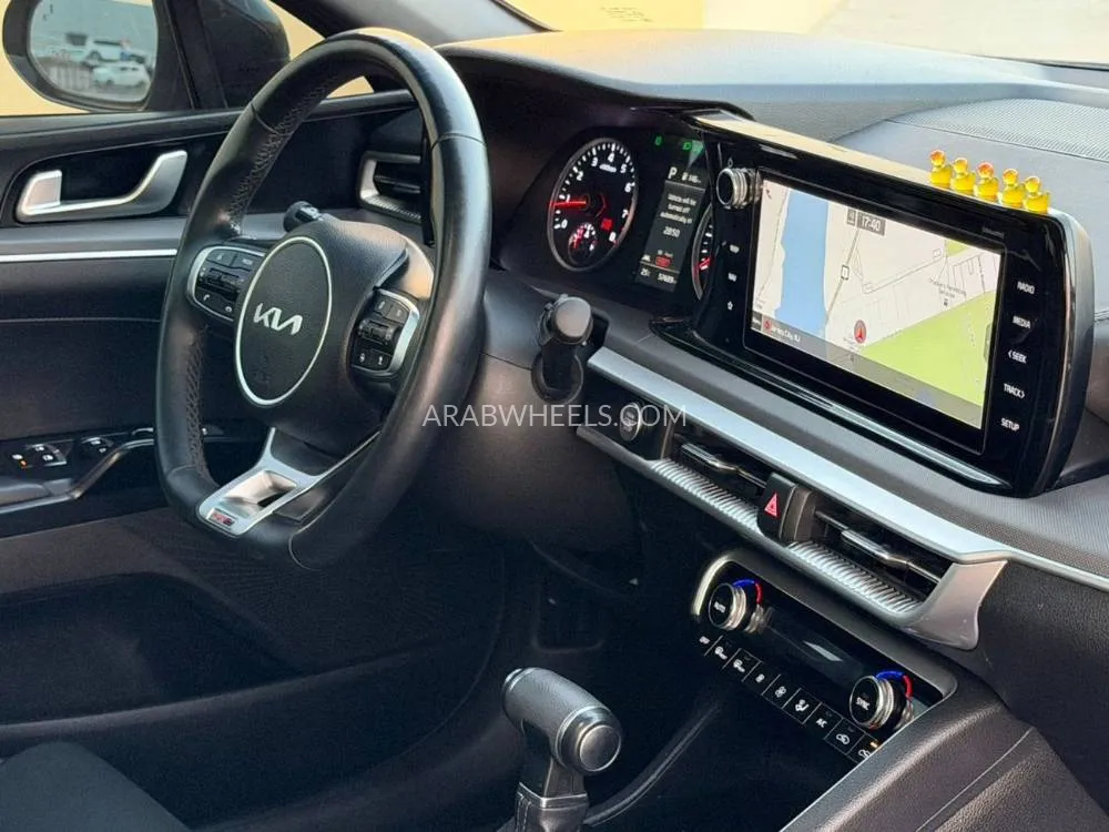 Kia K5 2022 for Sale in Sharjah Image-8