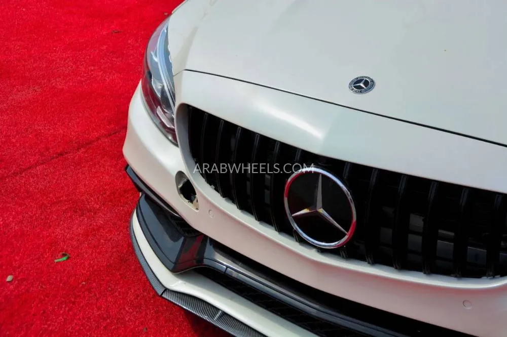 Mercedes Benz C Class 2017 for Sale in Sharjah Image-8