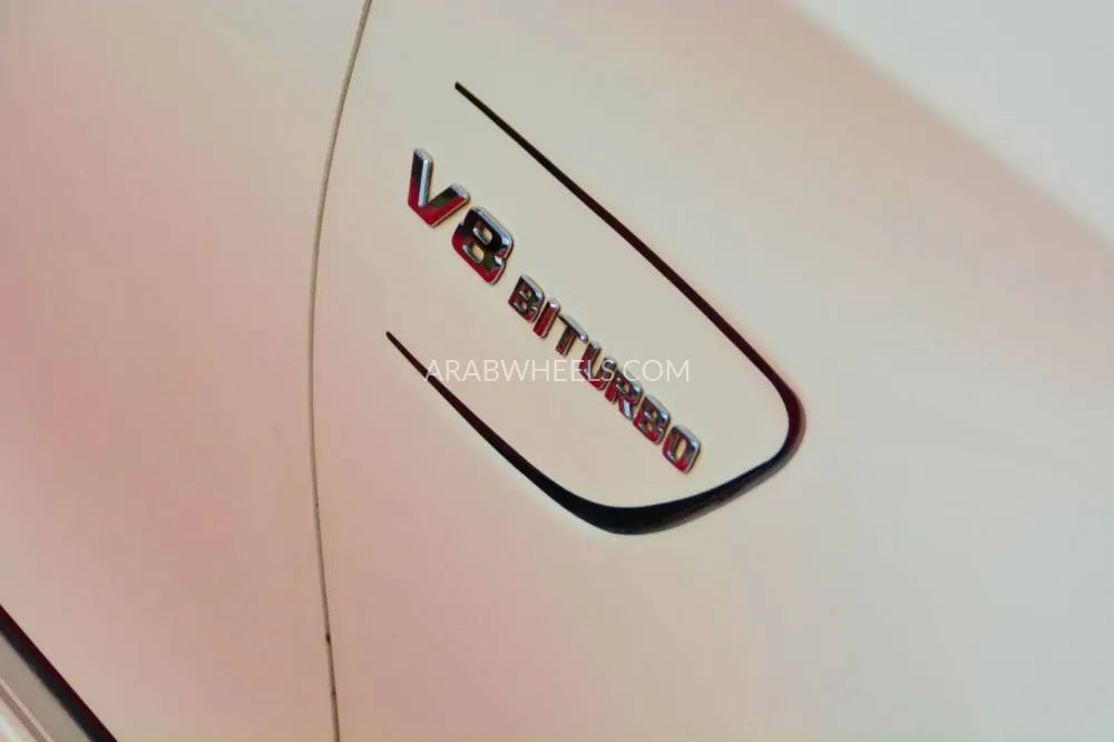 Mercedes Benz C Class 2017 for Sale in Sharjah Image-10