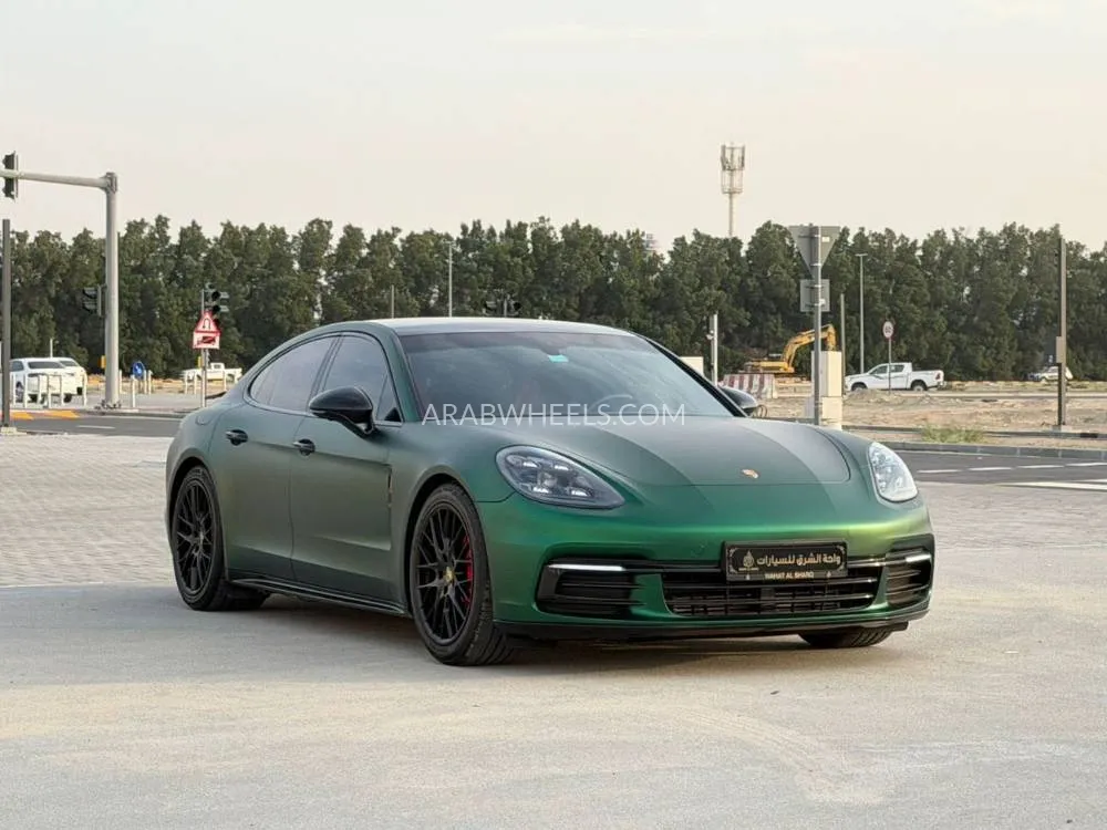 Porsche Panamera 2020 for Sale in Sharjah Image-3