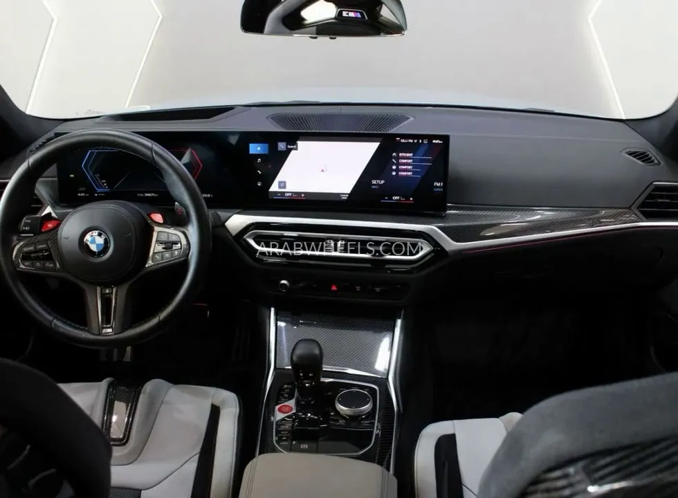 بي إم دبليو الفئة الثالثة 2024 for Sale in دبي Image-9