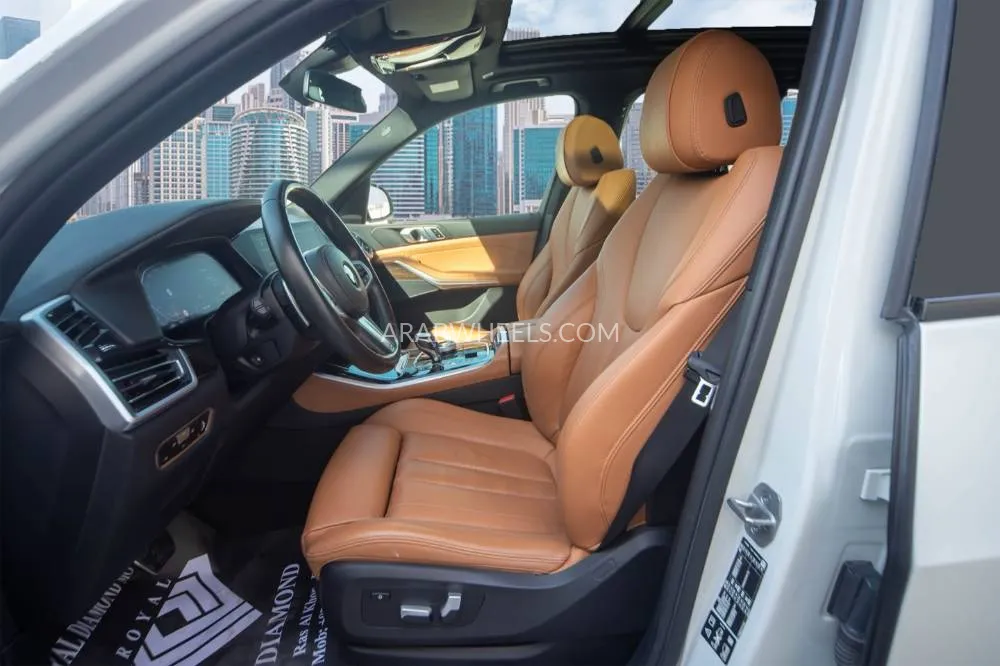 BMW X5 2022 for Sale in Dubai Image-5