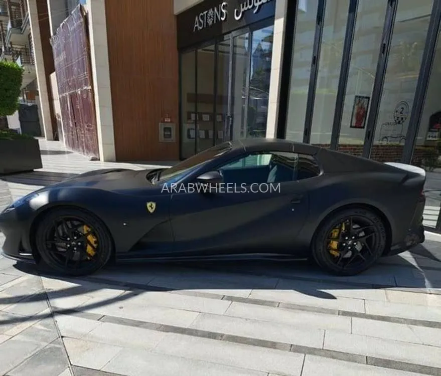 Ferrari 812 GTS 2023 for Sale in Dubai Image-2