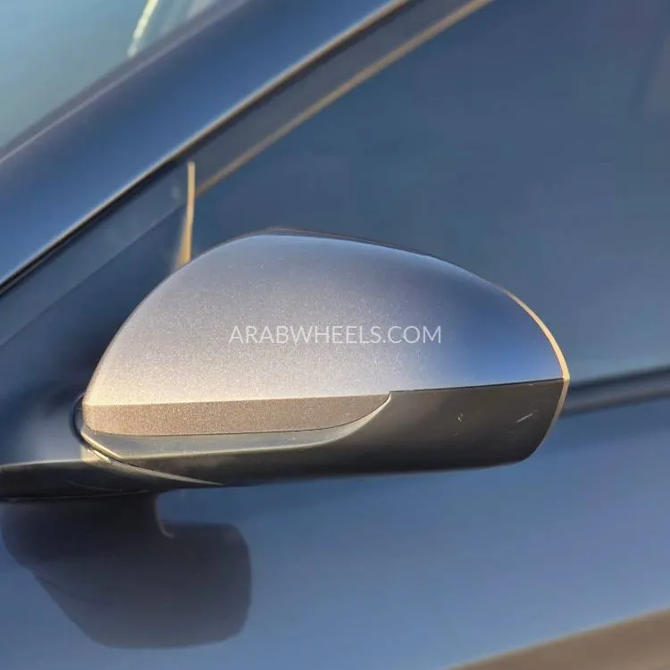 Hyundai Elantra 2020 for Sale in Sharjah Image-9