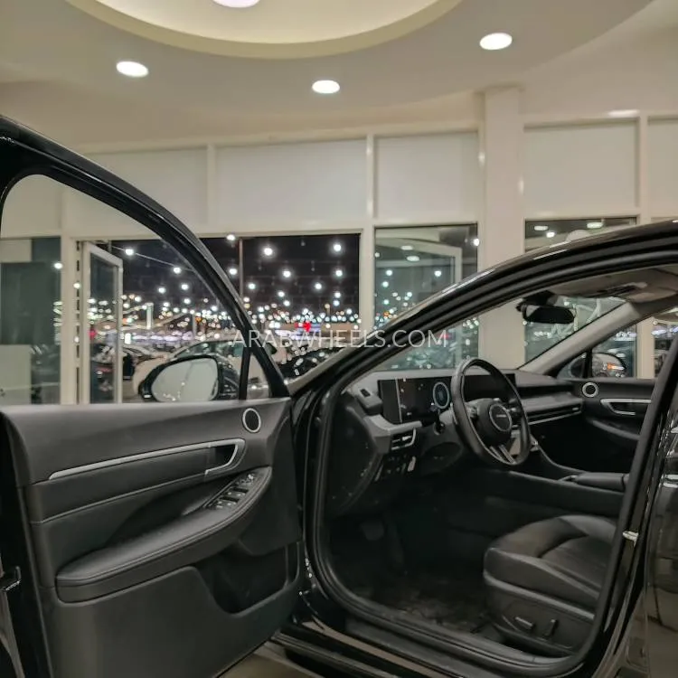 Hyundai Sonata 2023 for Sale in Sharjah Image-5