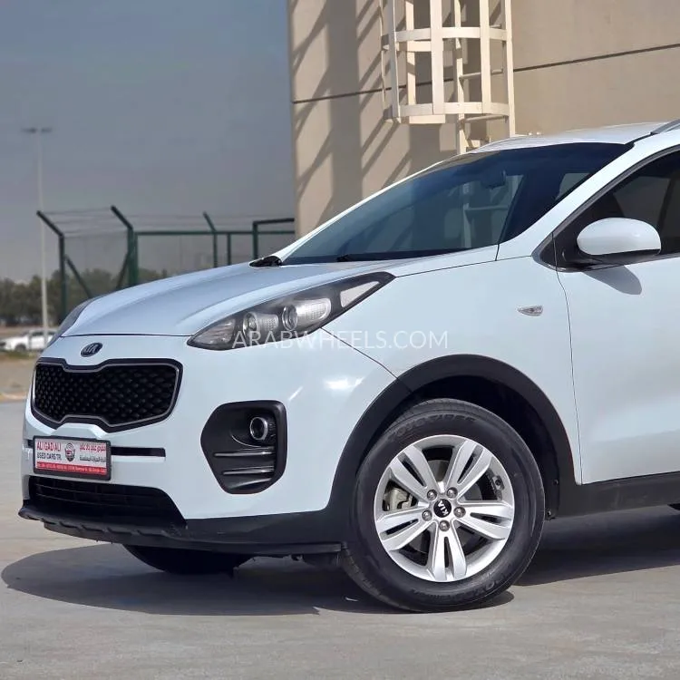 Kia Sportage 2016 for Sale in Sharjah Image-4