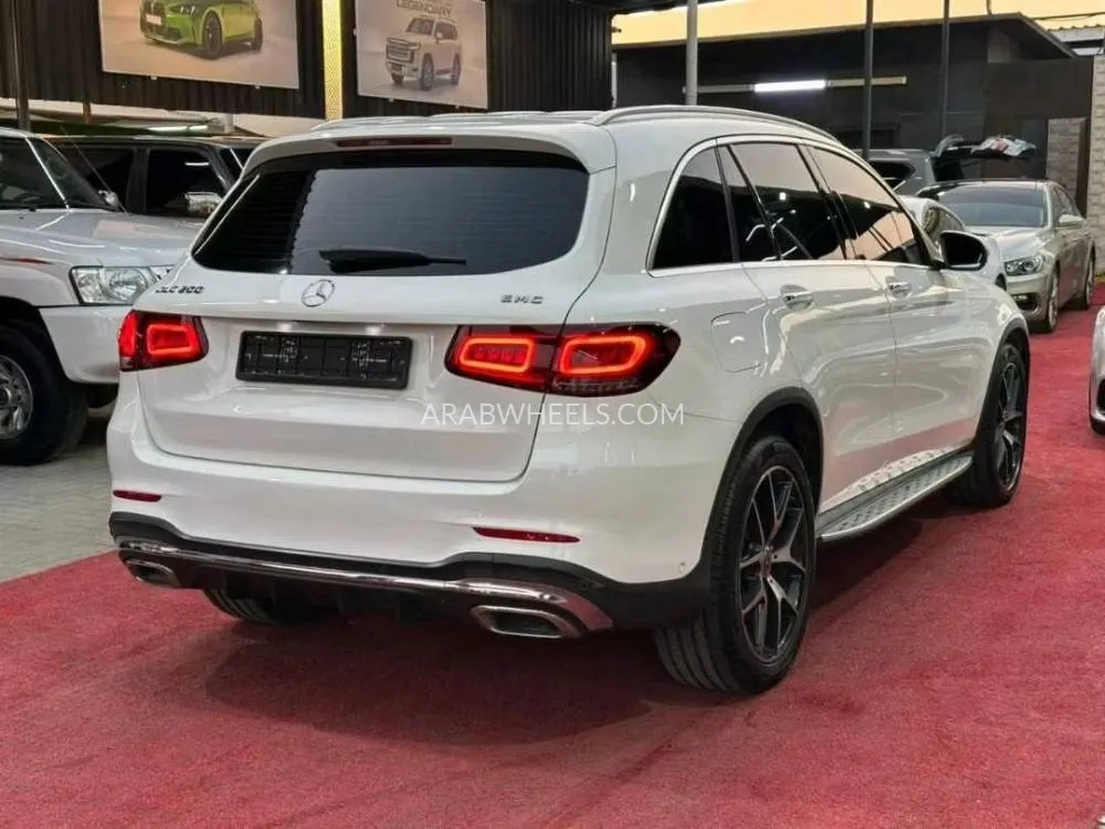 Mercedes Benz GLC Class 2021 for Sale in Ajman Image-10