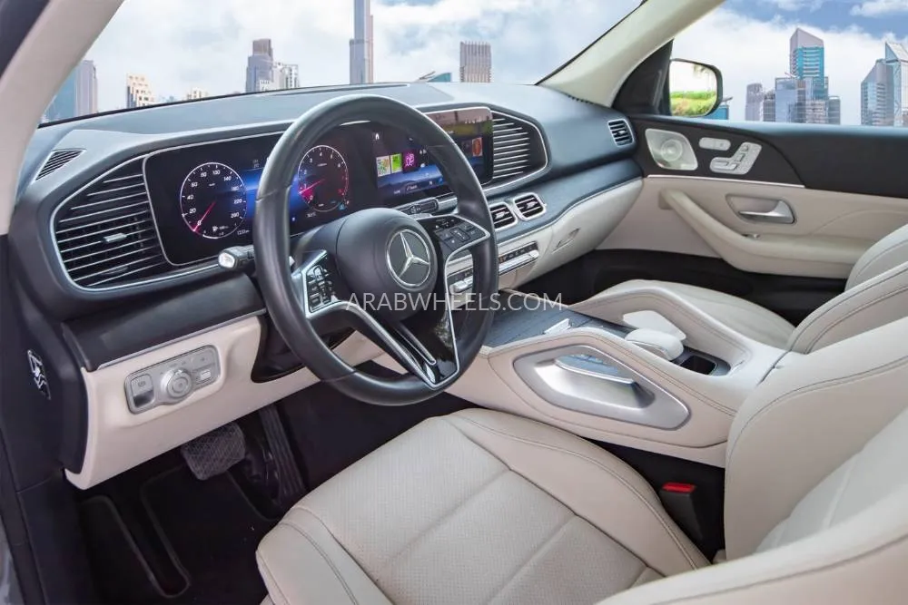 Mercedes Benz GLE Class 2024 for Sale in Dubai Image-6