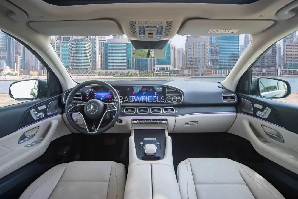 Mercedes Benz GLE Class 2024 for Sale in Dubai Image-8