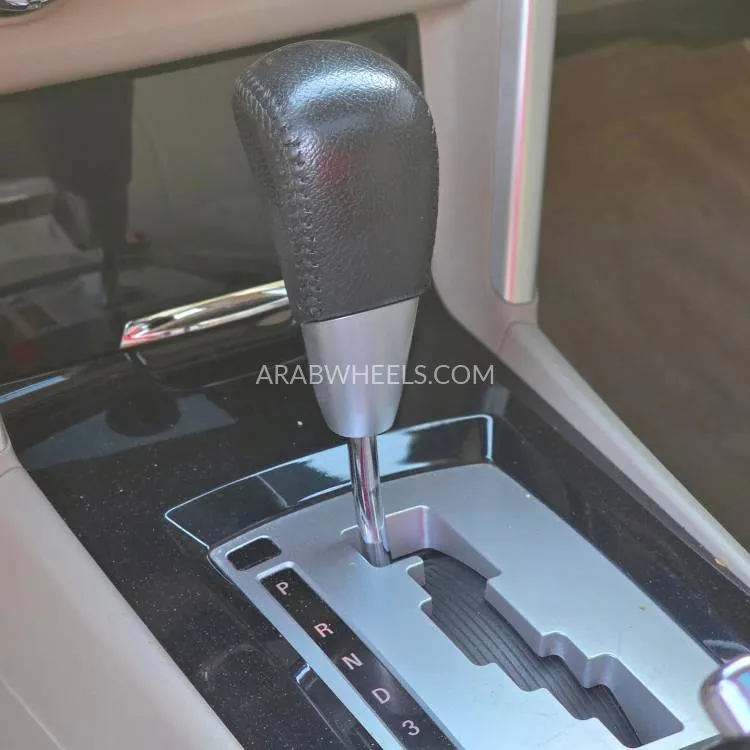 ميتسوبيشي لانسر 2017 for Sale in الشارقة Image-16