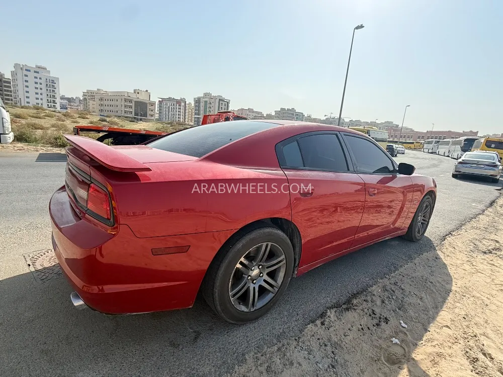Dodge Charger 2011 for Sale in Dubai Image-4