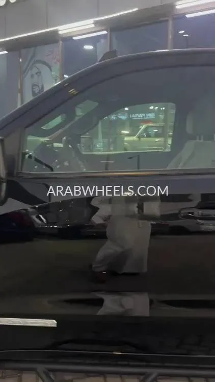 GMC Sierra 2023 for Sale in Abu Dhabi Image-5