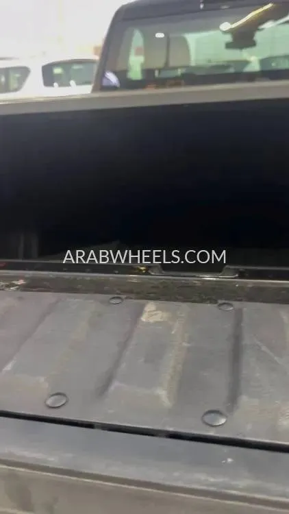 GMC Sierra 2023 for Sale in Abu Dhabi Image-14