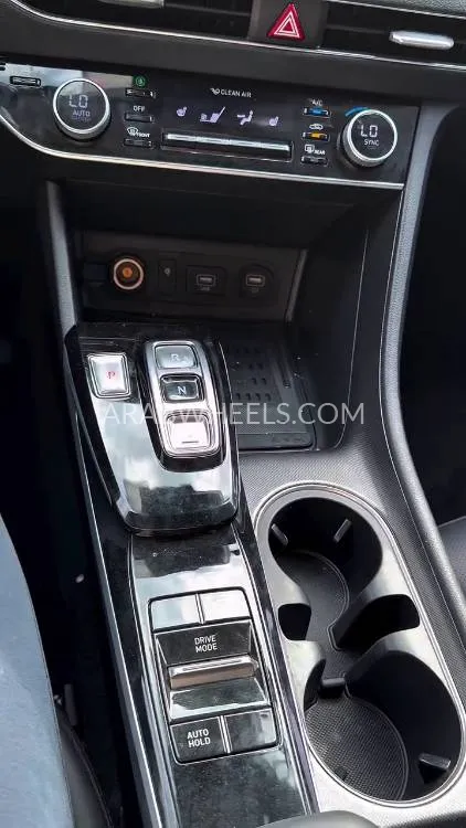 Hyundai Sonata 2021 for Sale in Ajman Image-9