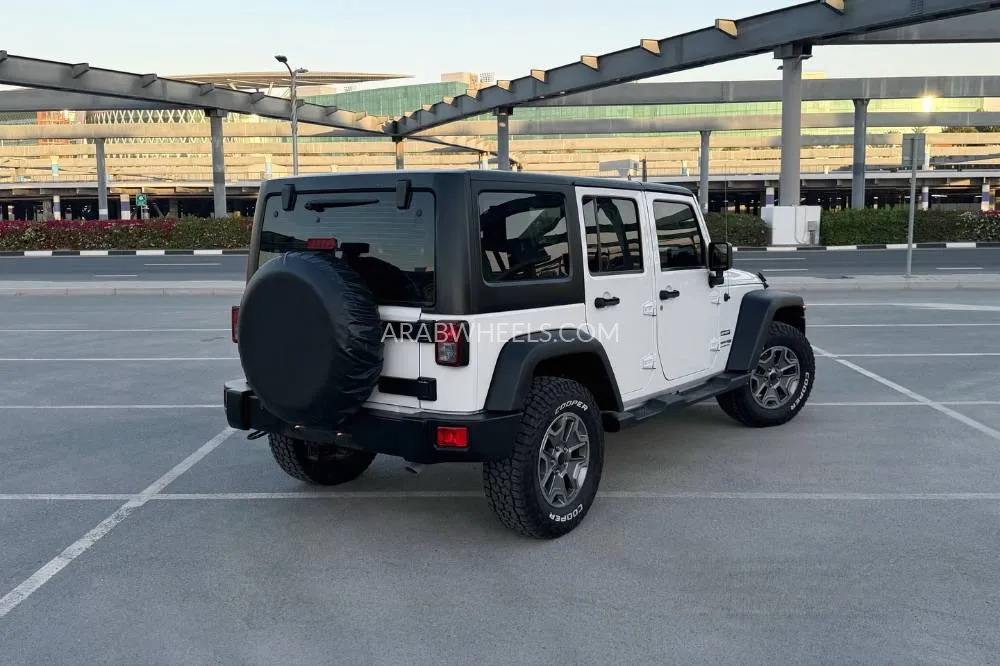 Jeep Wrangler 2018 for Sale in Dubai Image-3