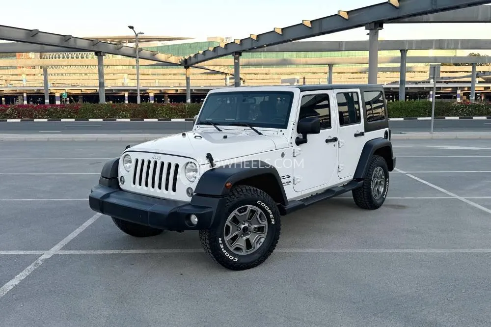 Jeep Wrangler 2018 for Sale in Dubai Image-4