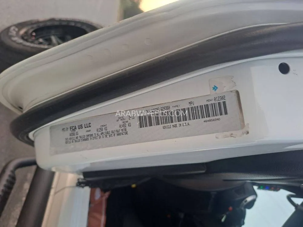 جيب رانجلر 2015 for Sale in الشارقة Image-14