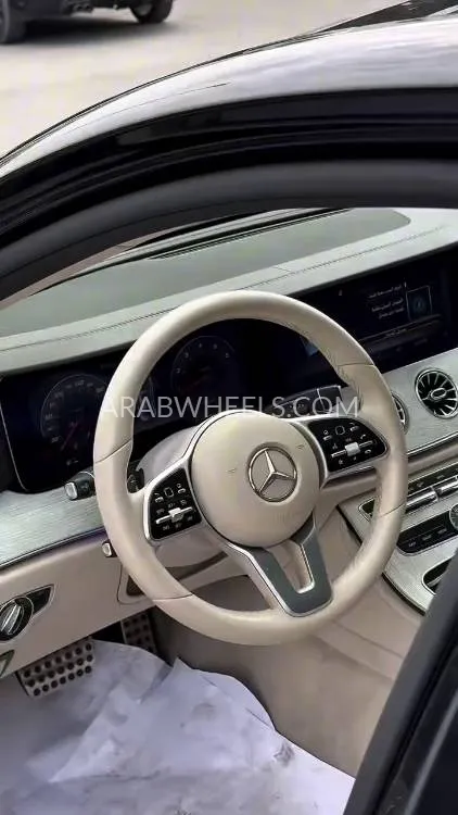 Mercedes Benz E Class 2017 for Sale in Ajman Image-5