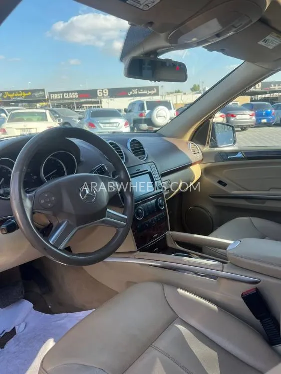 Mercedes Benz GL Class 2012 for Sale in Ajman Image-5