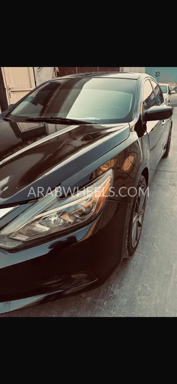 Nissan Altima 2018 for Sale in Sharjah Image-3