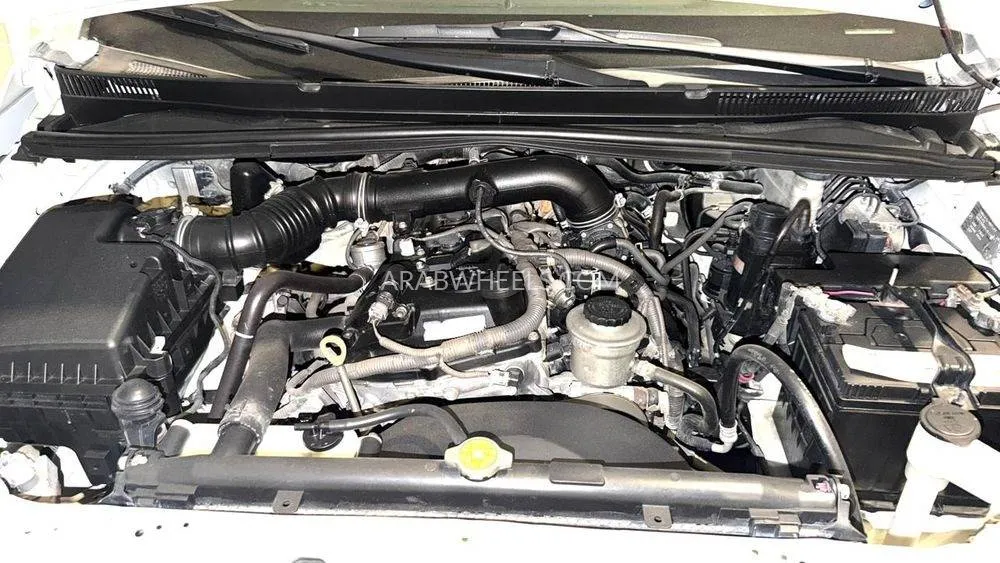 Toyota Innova 2018 for Sale in Sharjah Image-14