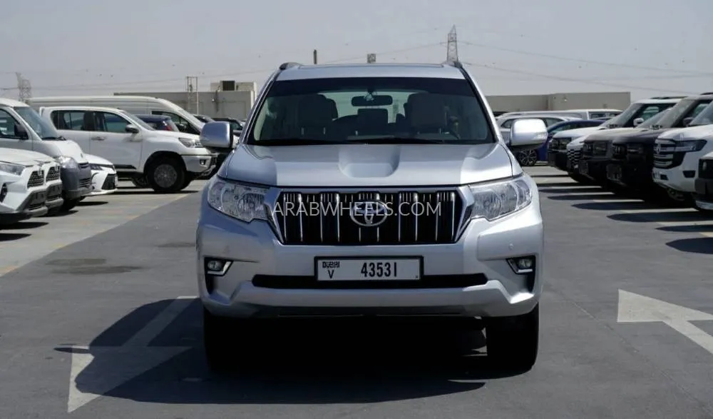تويوتا لاند كروزر برادو 2023 for Sale in دبي Image-2