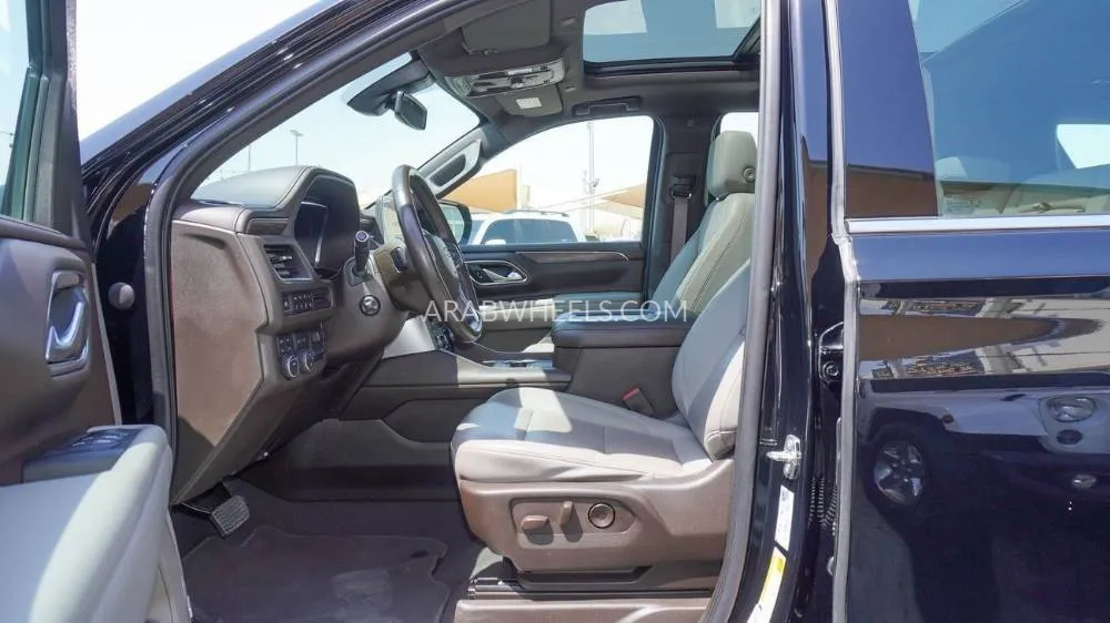 Chevrolet Tahoe 2022 for Sale in Sharjah Image-8