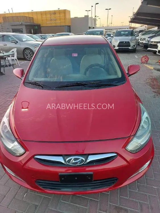 Hyundai Accent 2015 for Sale in Sharjah Image-2