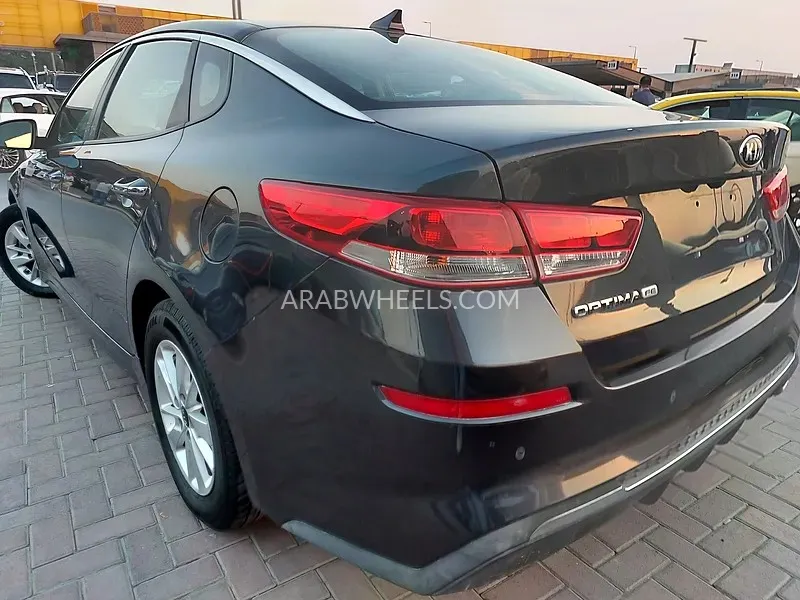 Kia Optima 2018 for Sale in Sharjah Image-10