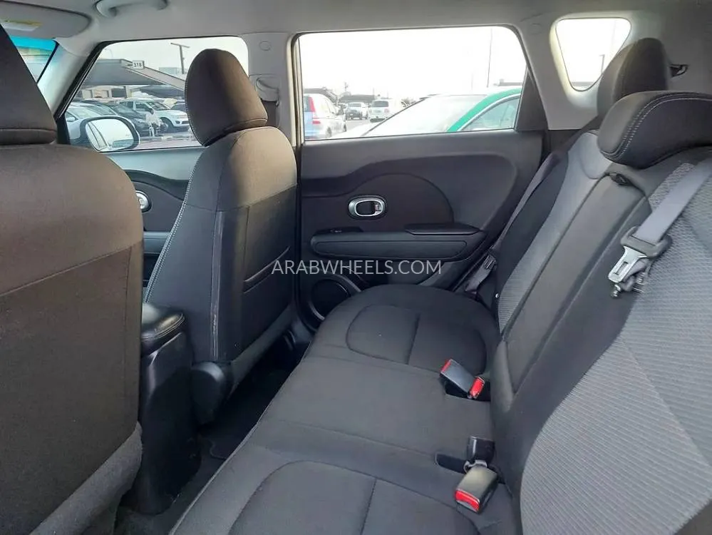 Kia Soul 2018 for Sale in Sharjah Image-8