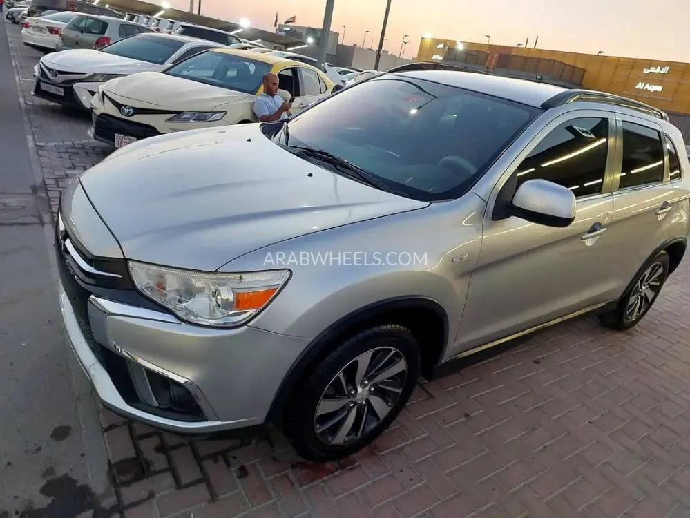 ميتسوبيشي ASX 2018 for Sale in الشارقة Image-3