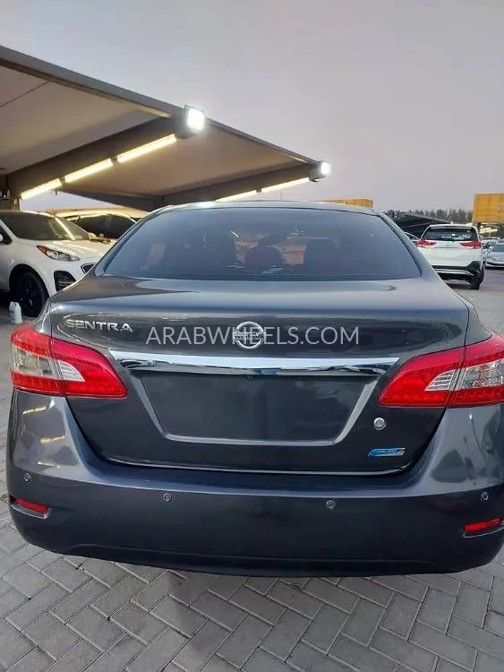Nissan Sentra 2014 for Sale in Sharjah Image-7