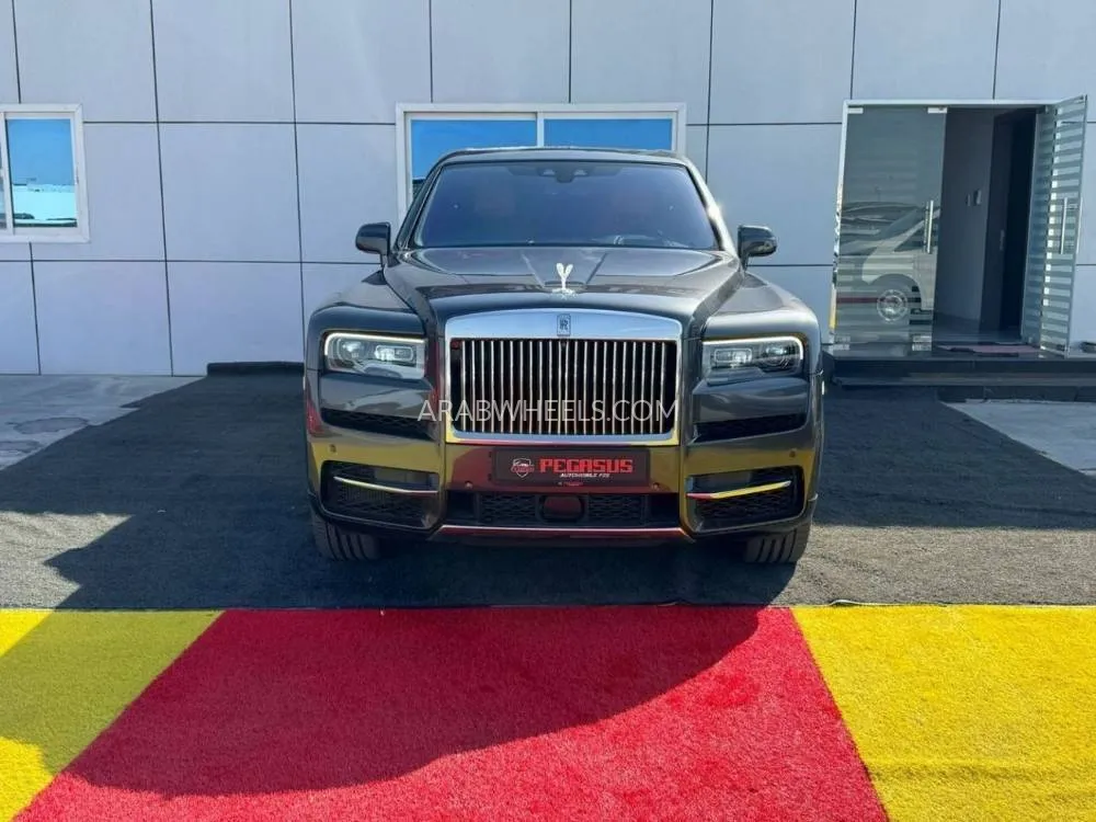 Rolls Royce Cullinan 2019 for Sale in Dubai Image-2