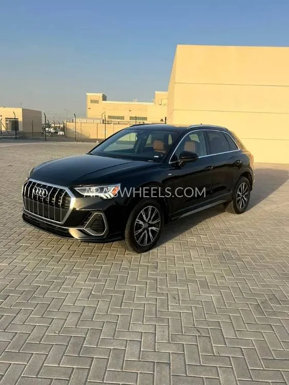 أودي Q3 2023 for Sale in الشارقة Image-2