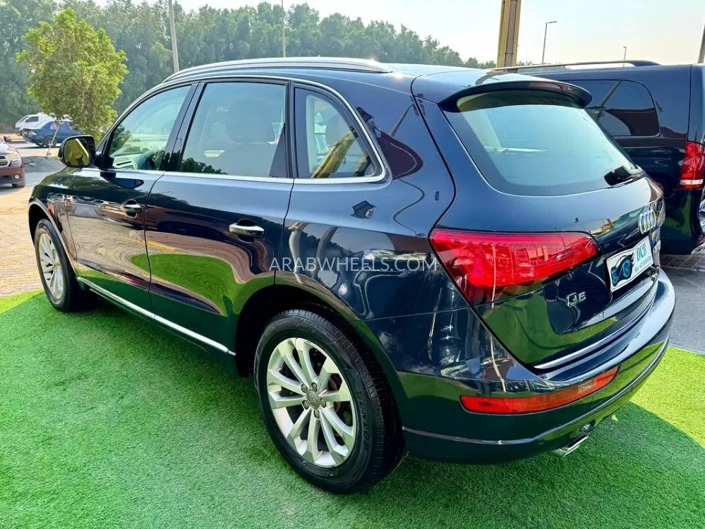Audi Q5 2015 for Sale in Sharjah Image-10